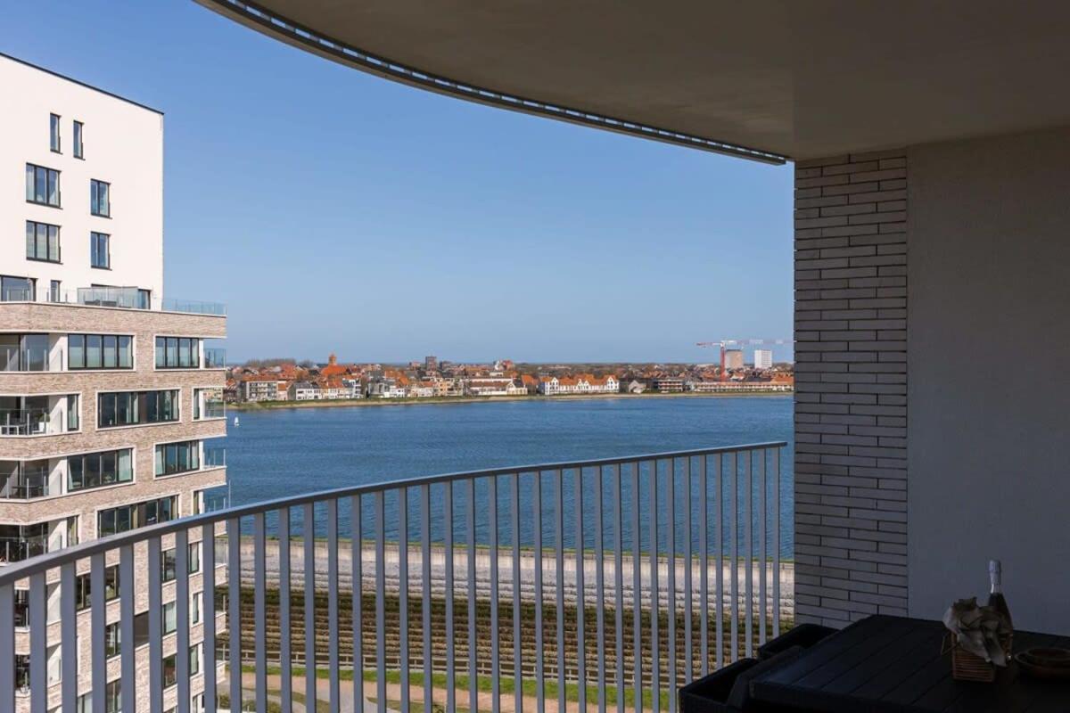 Huswell - Bright Apartment With Seaview Bredene Exterior photo